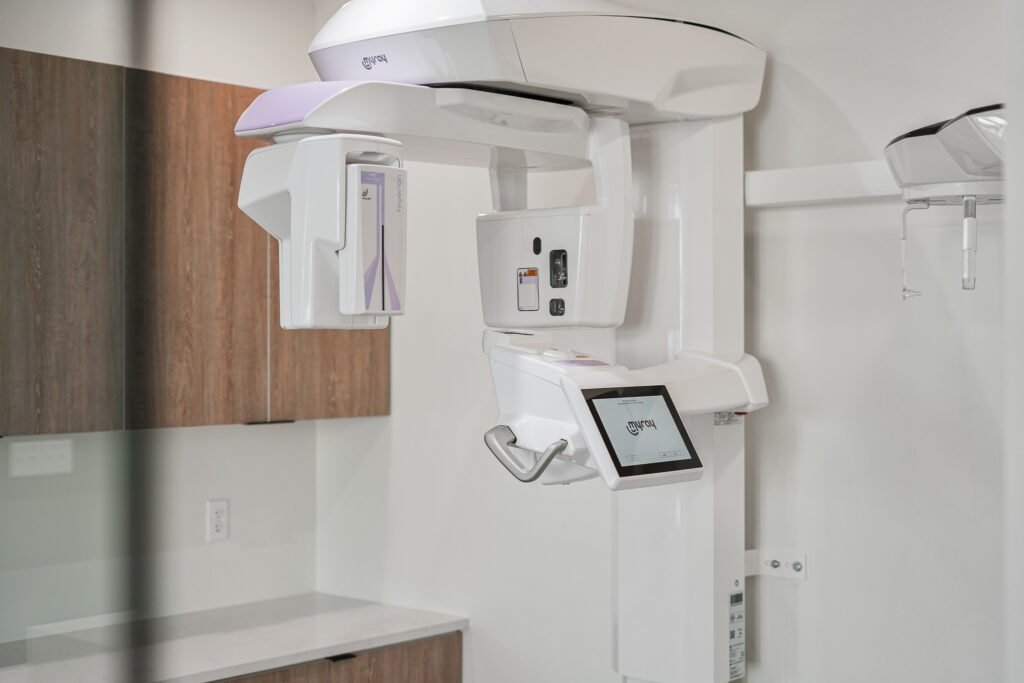 Advanced 3D imaging equipment at Luminary Orthodontics for precise diagnostics" Title: "3D Imaging Technology